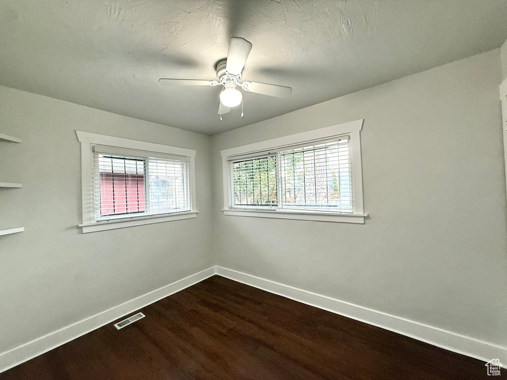 Photo 9 for MLS #2117281 at 560 E Elm Ave