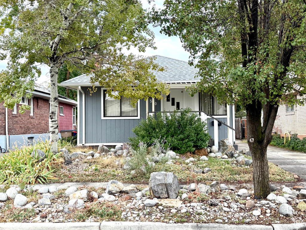 Photo 2 for MLS #2117281 at 560 E Elm Ave