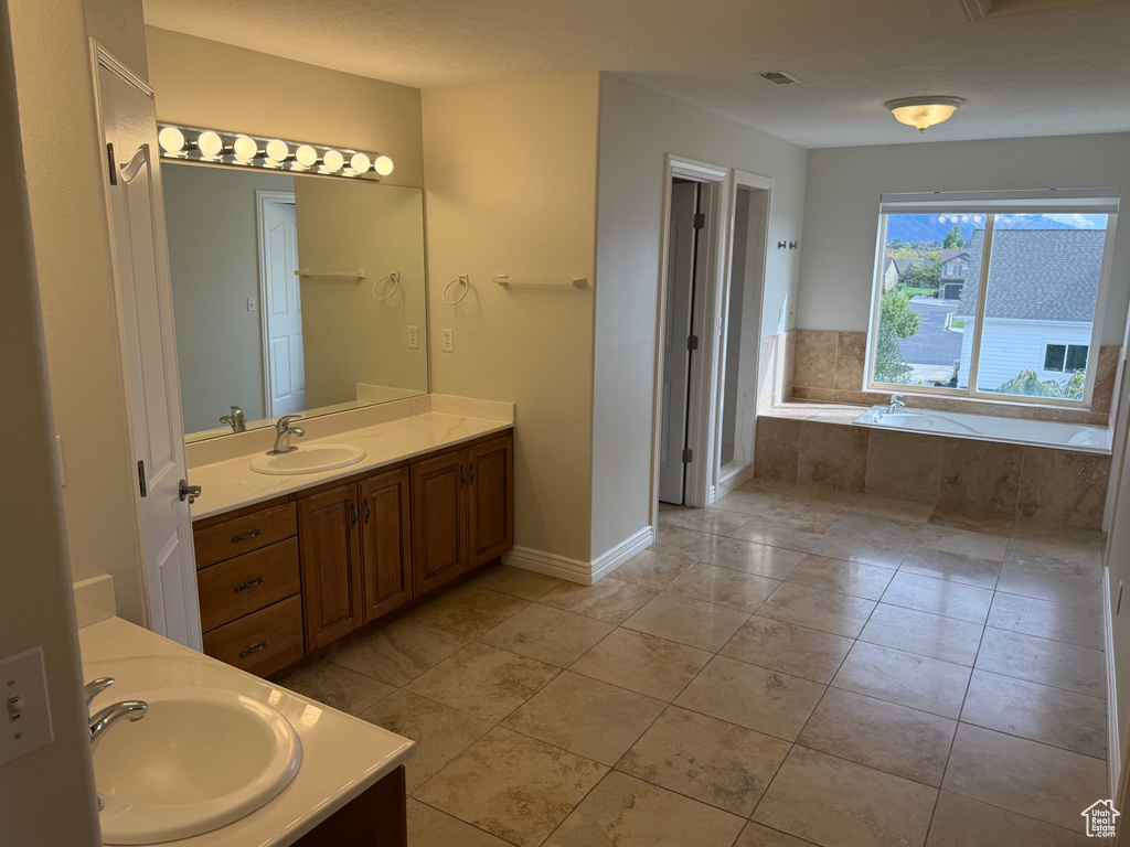 Photo 21 for MLS #2117282 at 534 S Locust Ave