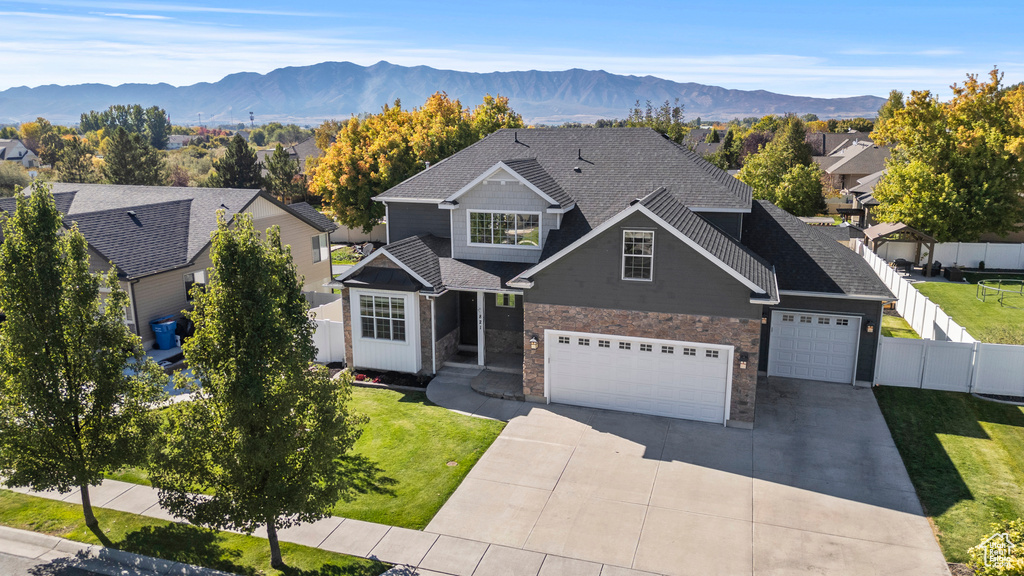 Photo 2 for MLS #2117283 at 821 S 525 East