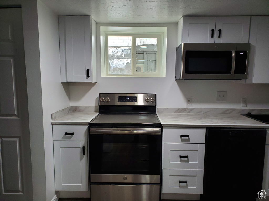 Photo 3 for MLS #2117288 at 351 S 300 East