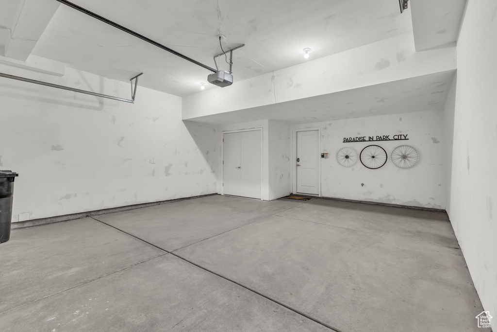 Photo 13 for MLS #2117294 at 1045 W Wasatch Spring Rd
