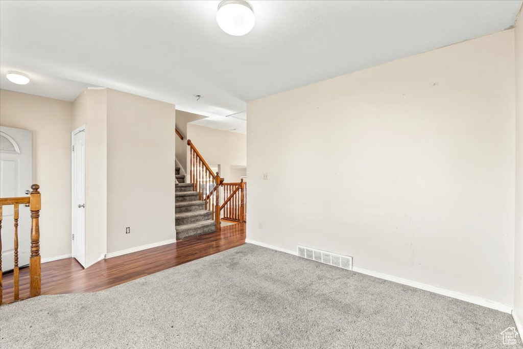 Photo 4 for MLS #2117295 at 247 W 1925 North