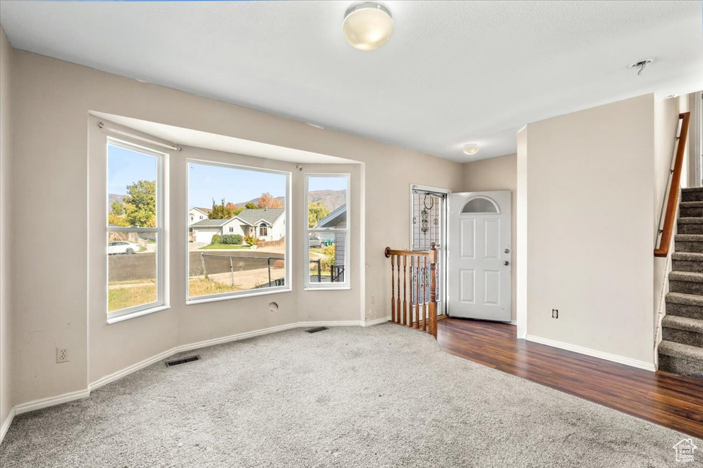 Photo 6 for MLS #2117295 at 247 W 1925 North