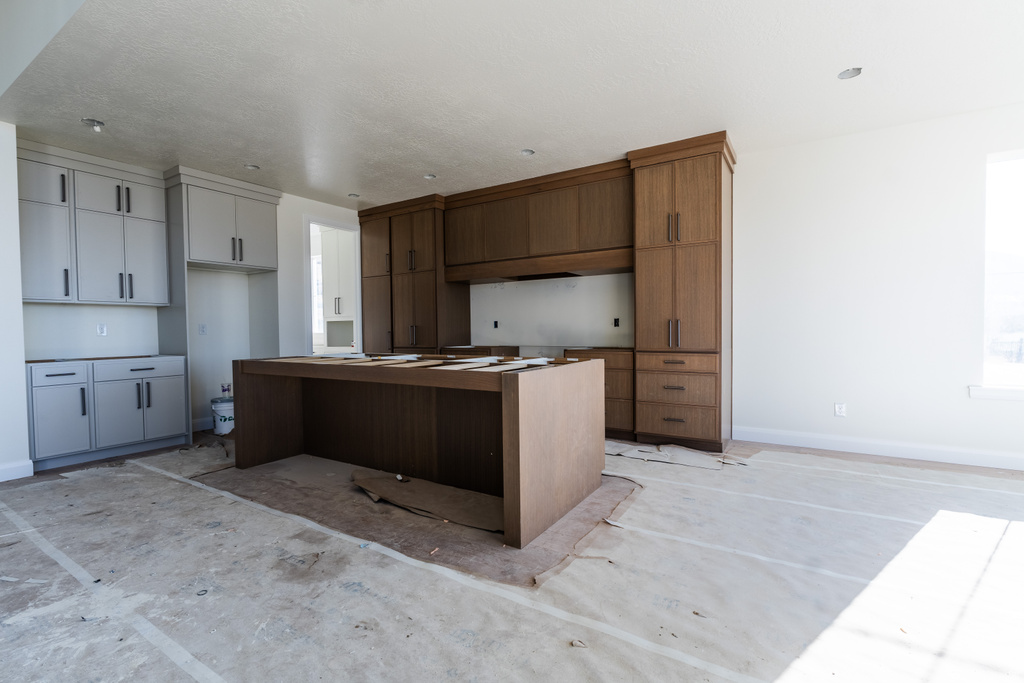 1872 S 100 E #6 Payson, UT 84651