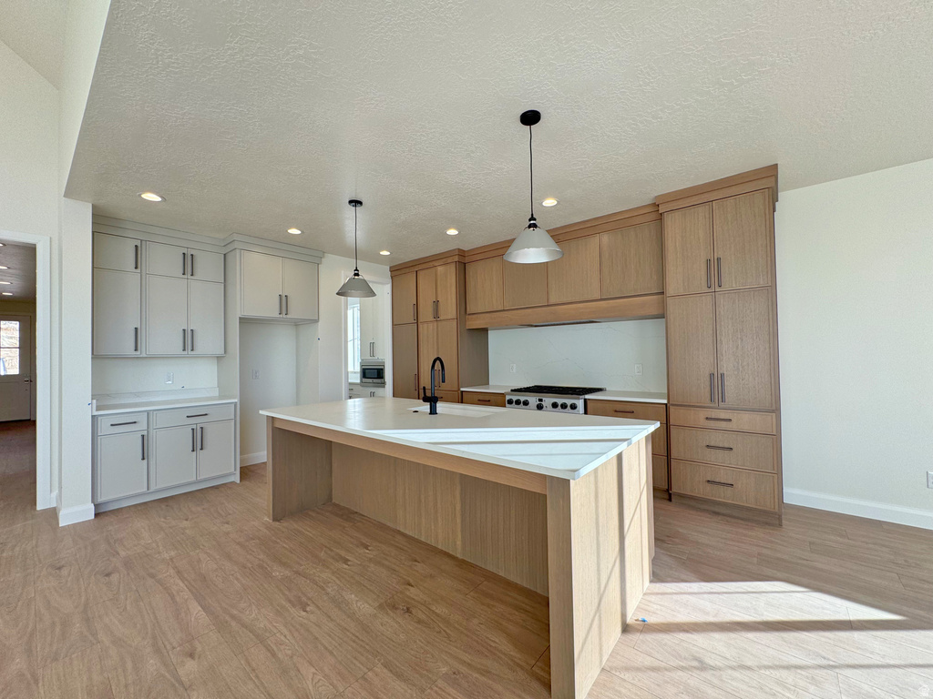 1872 S 100 E #6 Payson, UT 84651