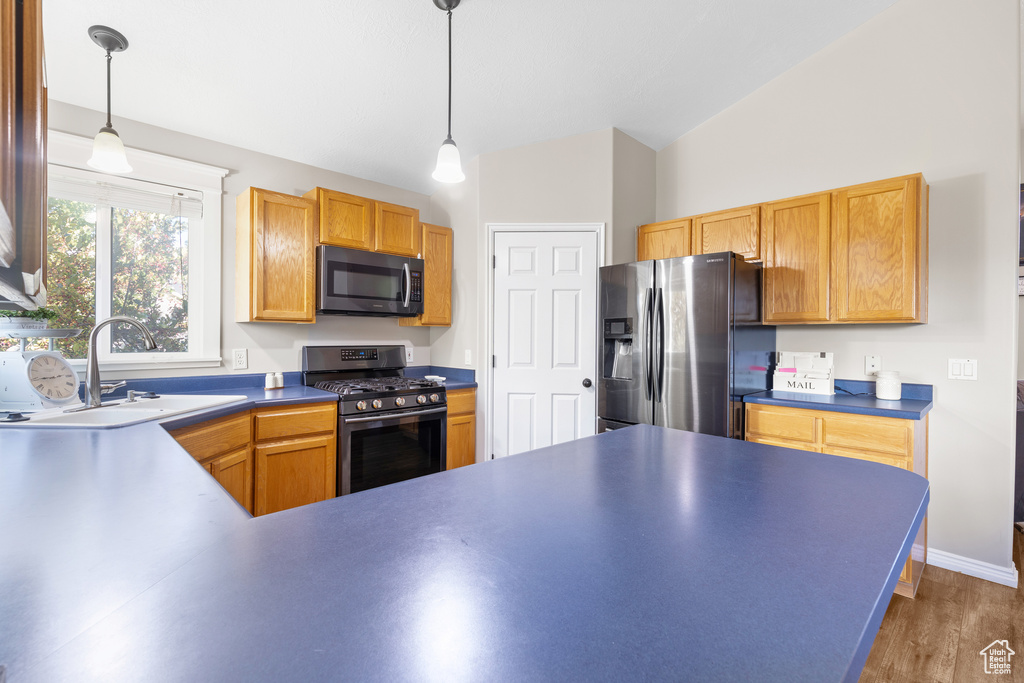 374 S DAVENPORT DR Grantsville, UT 84029