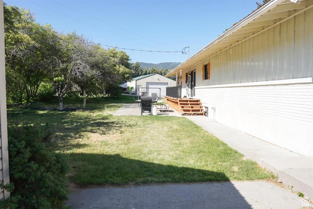 Photo 4 for MLS #2117315 at 16 Old Oregon Rd