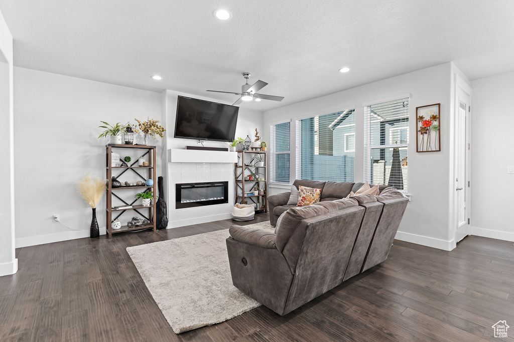 Photo 7 for MLS #2117317 at 14226 S Bella Vea Dr