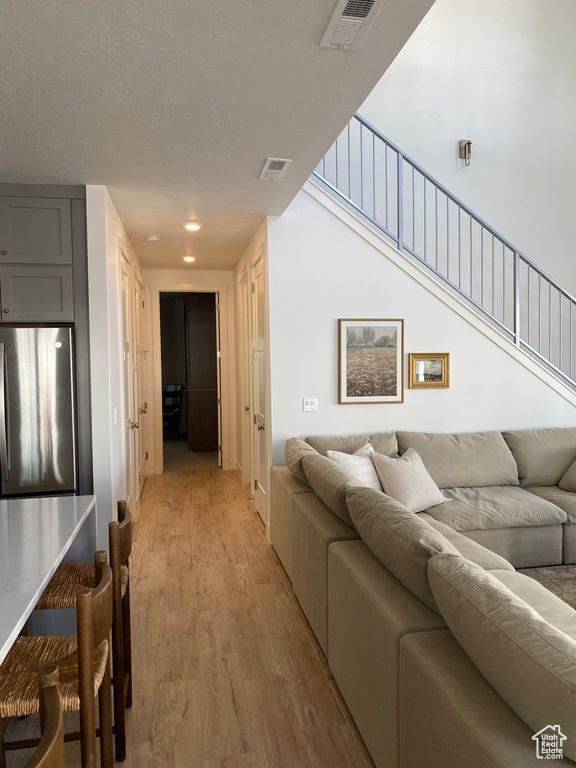 Photo 9 for MLS #2117325 at 779 W Periwinkle Ln