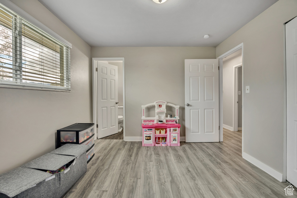 Photo 14 for MLS #2117331 at 17 W Plum St