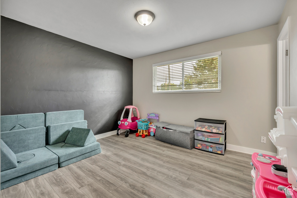 Photo 13 for MLS #2117331 at 17 W Plum St