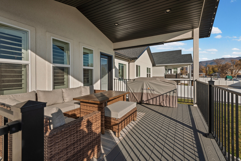 1023 W 3350 N Pleasant View, UT 84414