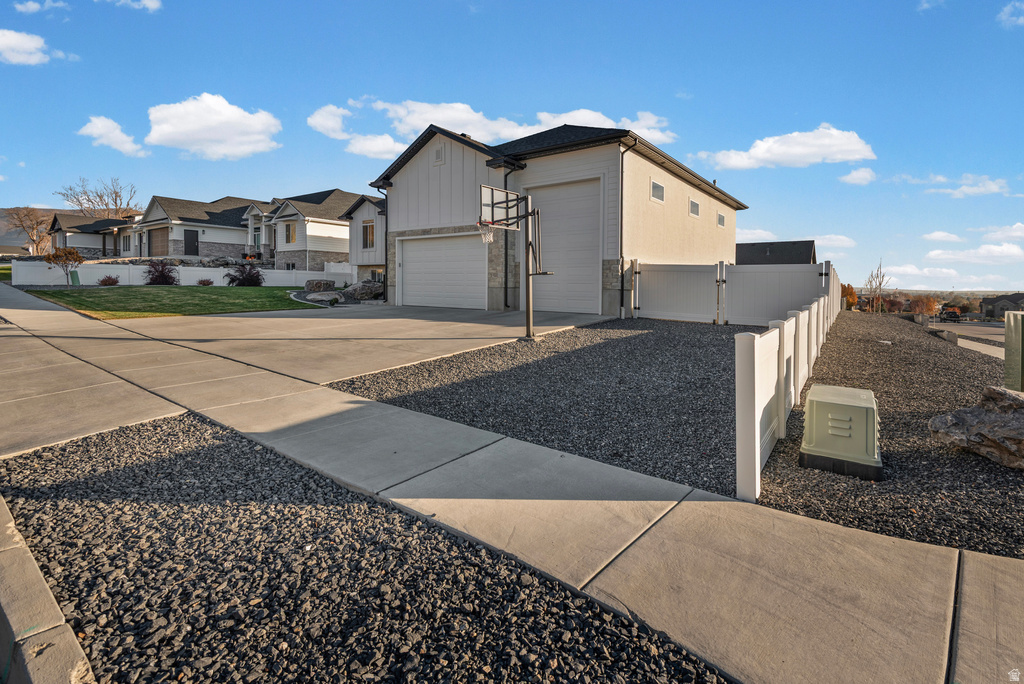 1023 W 3350 N Pleasant View, UT 84414