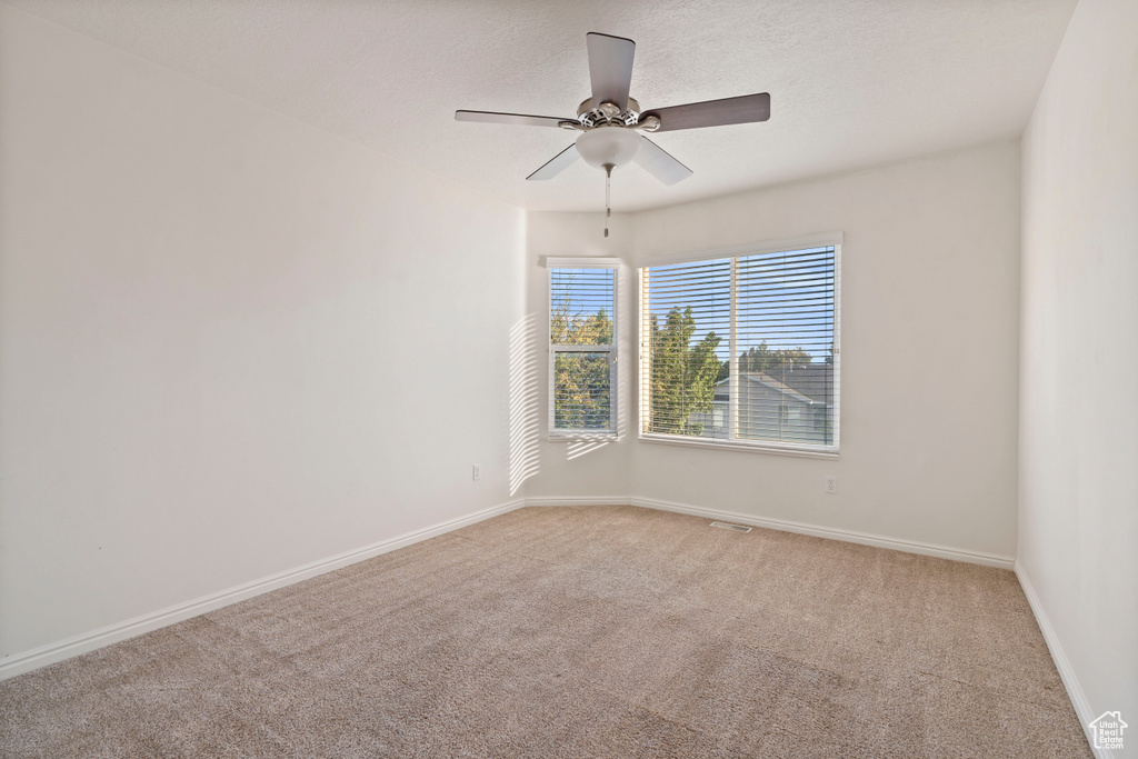 369 W 2730 N Lehi, UT 84043