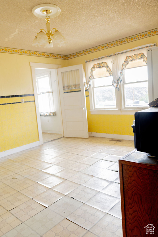 Photo 10 for MLS #2117335 at 141 W 100 North