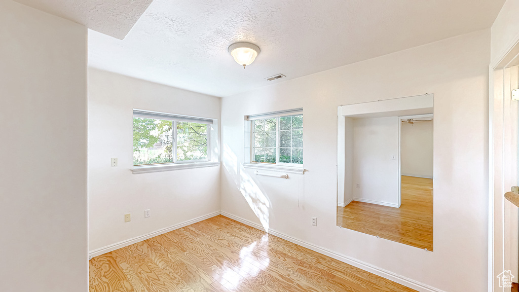 Photo 10 for MLS #2117337 at 265 S 2370 West