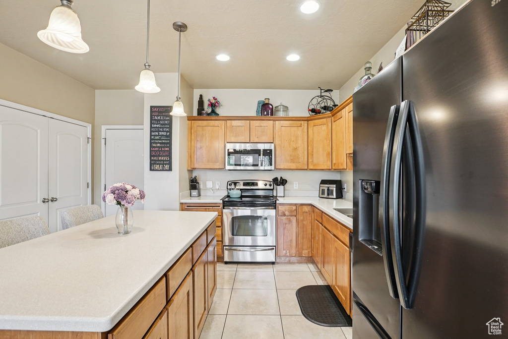 Photo 10 for MLS #2117338 at 2218 W Mackay Ln