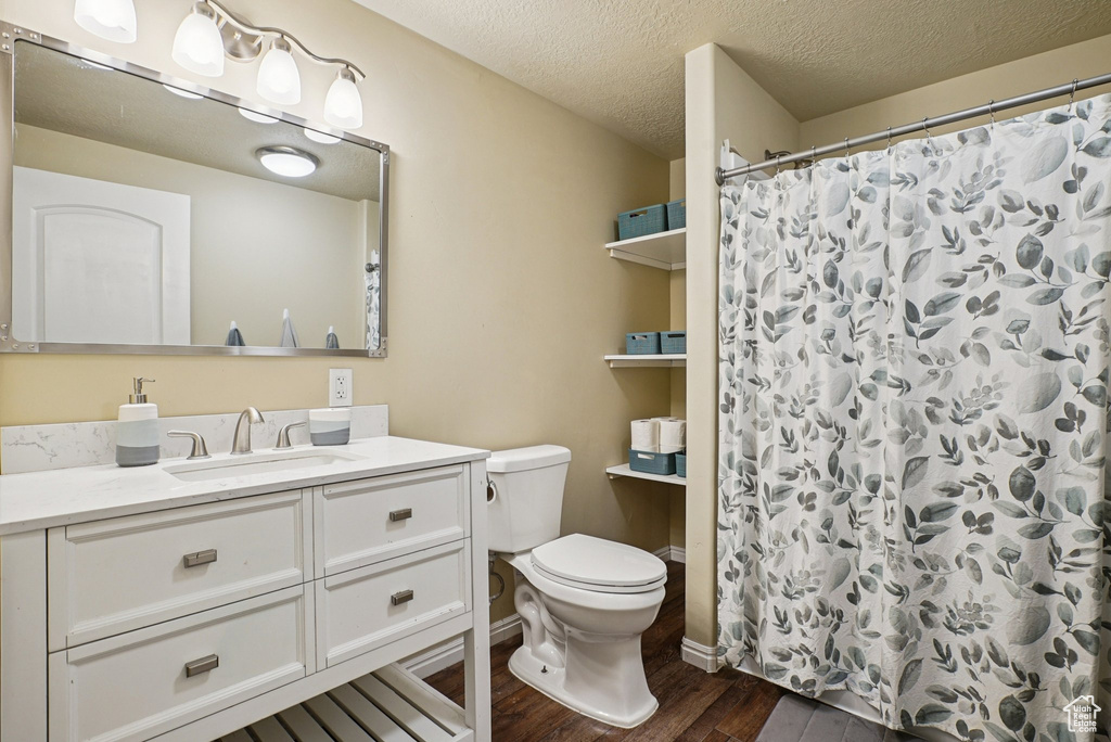 Photo 14 for MLS #2117338 at 2218 W Mackay Ln