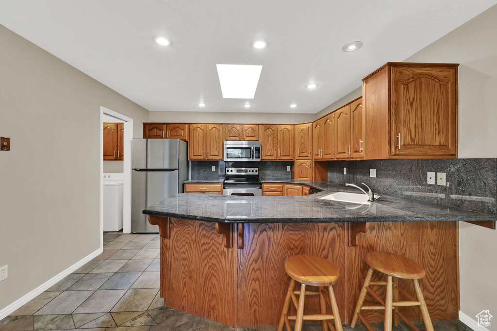 Photo 11 for MLS #2117340 at 964 E 5650 South