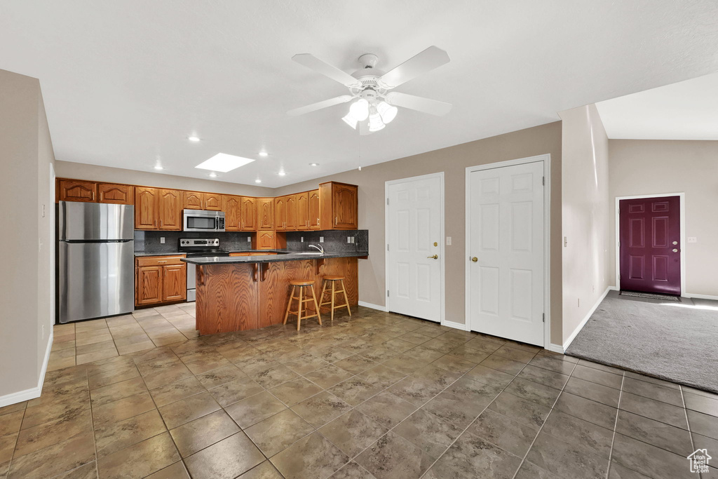 Photo 8 for MLS #2117340 at 964 E 5650 South