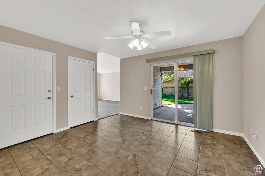 Photo 9 for MLS #2117340 at 964 E 5650 South