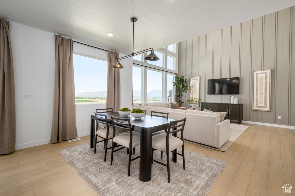 Photo 10 for MLS #2117346 at 1401 S Glambert Ln #213