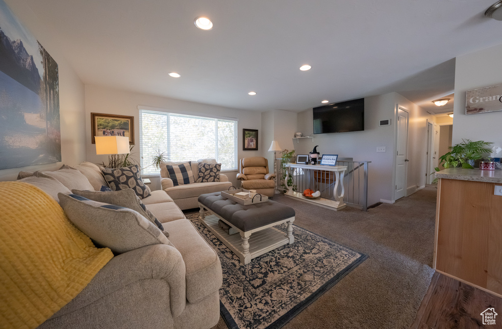 Photo 6 for MLS #2117351 at 622 Brinker Ave