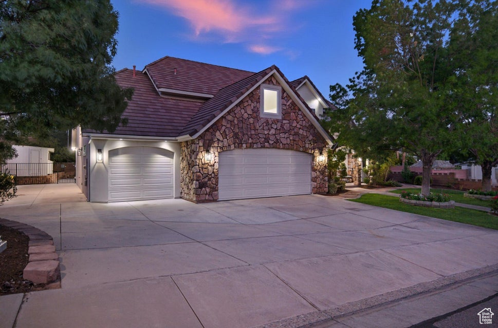 Photo 4 for MLS #2117357 at 1854 N Serenity Dr