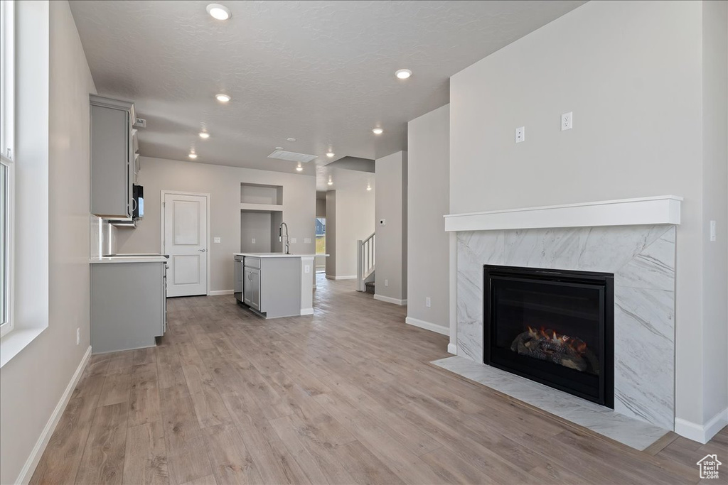 Photo 2 for MLS #2117369 at 6198 W Franciscotti Dr #600