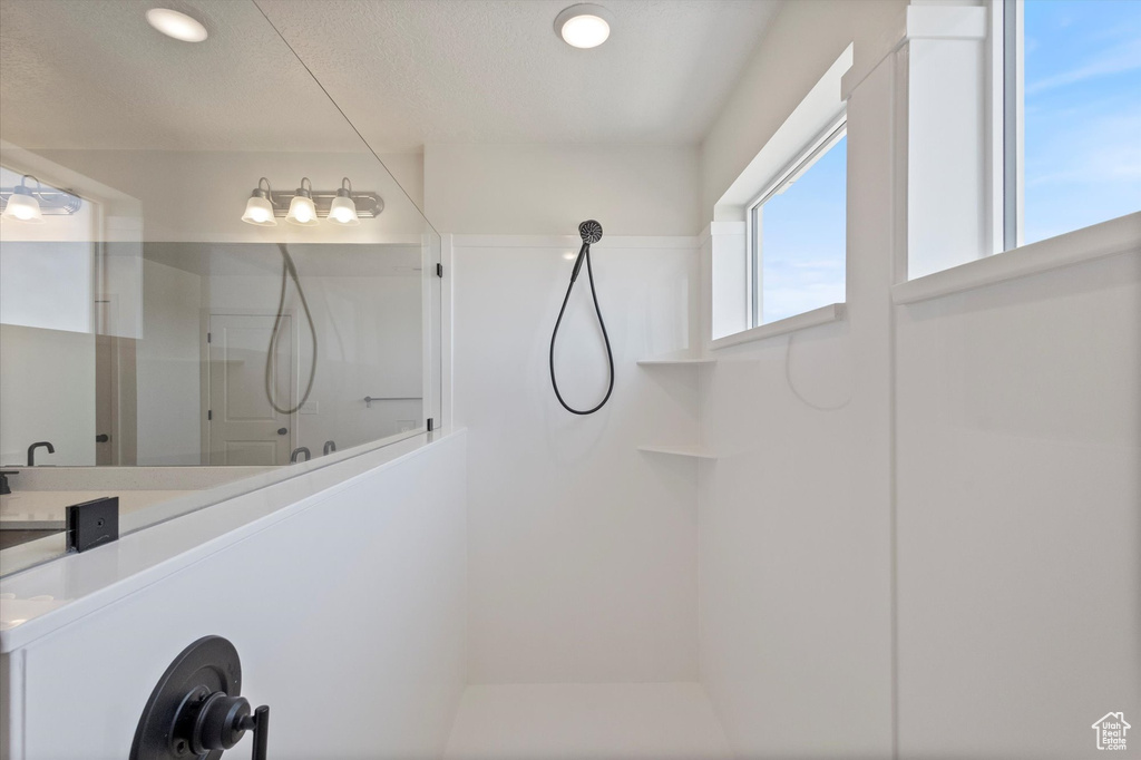 Photo 14 for MLS #2117376 at 4985 W Willowbank Dr
