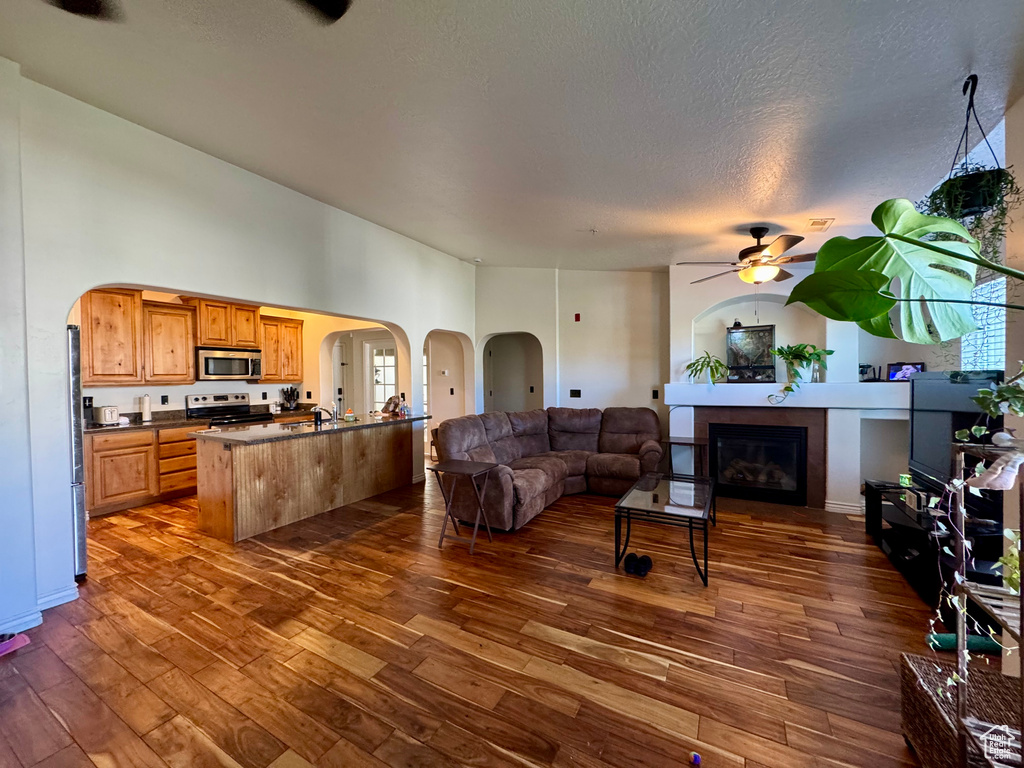 Photo 12 for MLS #2117383 at 11776 S Grandville Ave  #112