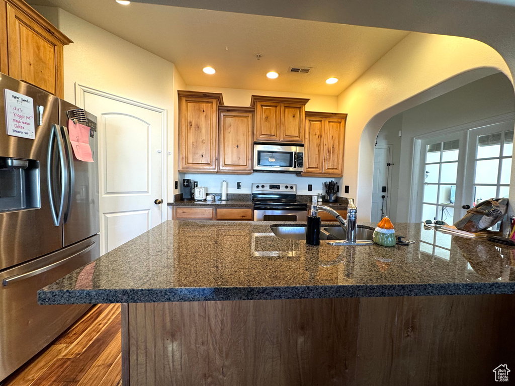 Photo 11 for MLS #2117383 at 11776 S Grandville Ave  #112