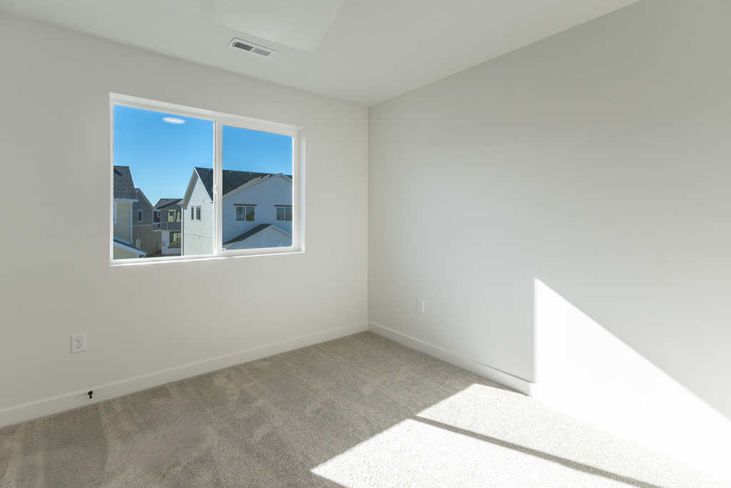 Photo 19 for MLS #2117401 at 2840 W 2720 North #77