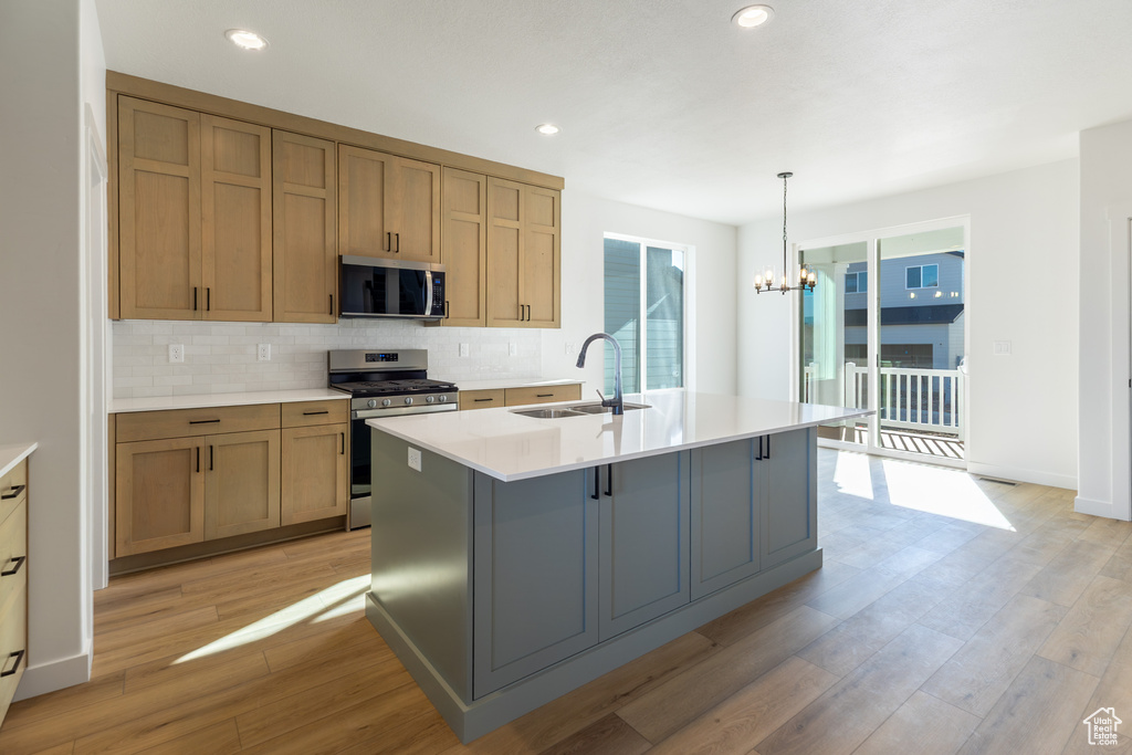 Photo 6 for MLS #2117401 at 2840 W 2720 North #77