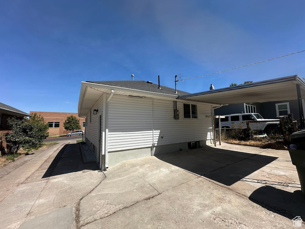 Photo 6 for MLS #2117408 at 931 E 30th St
