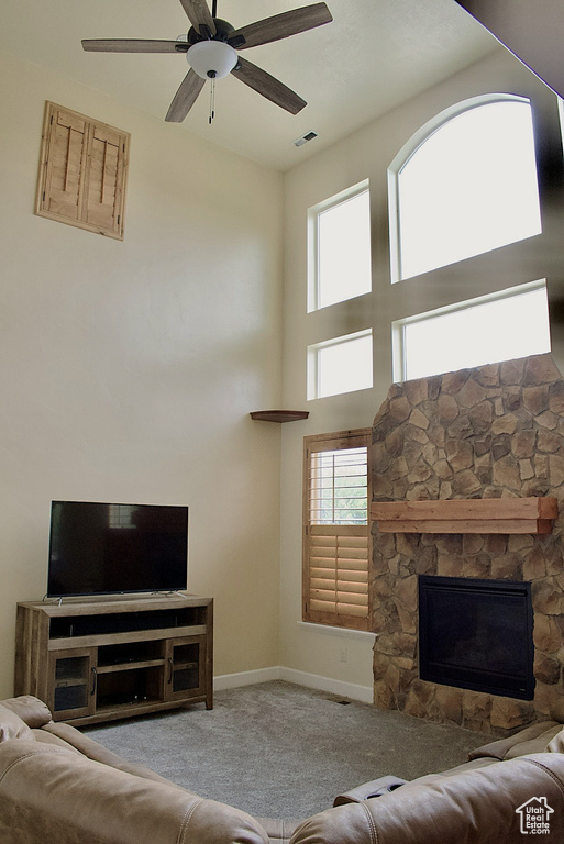 Photo 4 for MLS #2117409 at 469 E Vine St