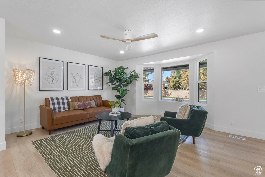 Photo 13 for MLS #2117410 at 863 W Germania Ave