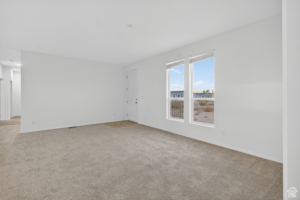 Photo 6 for MLS #2117415 at 1700 W 2700 North #113