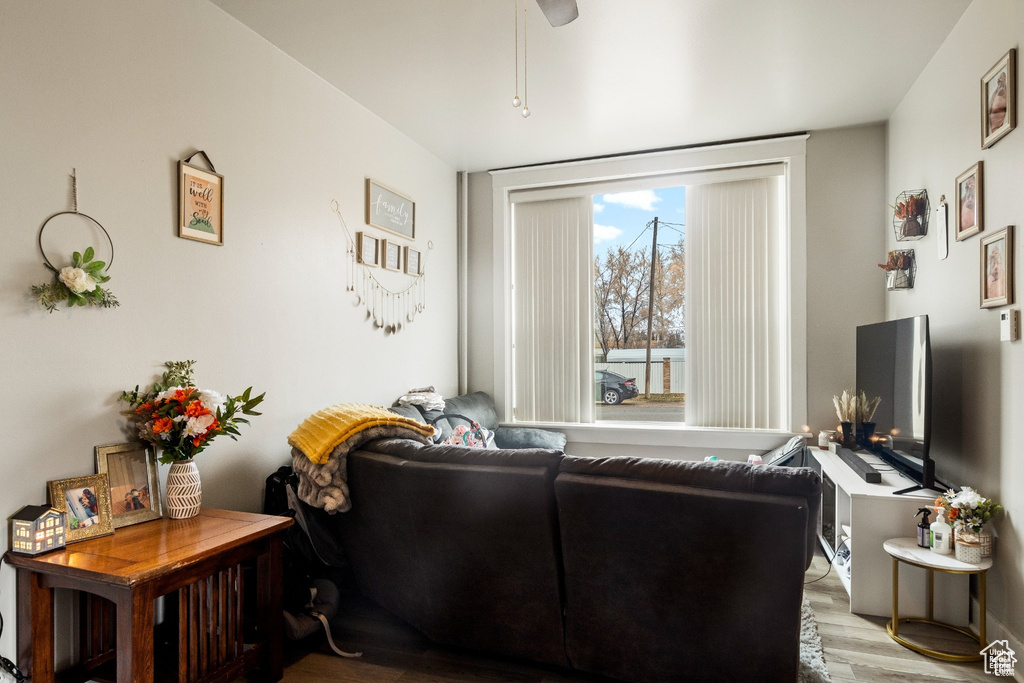 Photo 9 for MLS #2117418 at 112 E 100 South