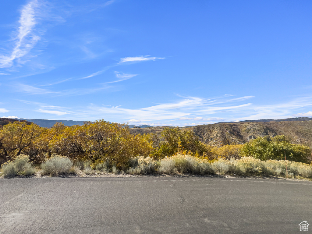 2104 E CANYON GATE RD Park City, UT 84098