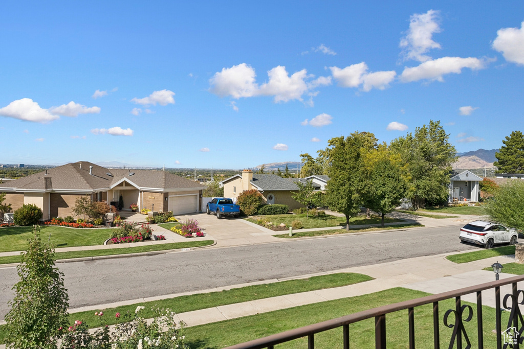 Photo 30 for MLS #2117432 at 2366 E Cinnabar Ln