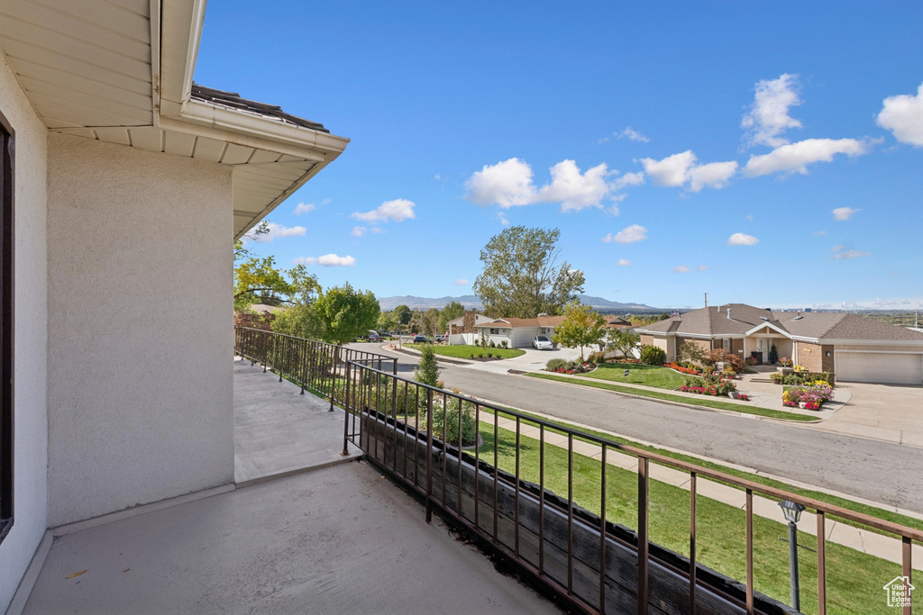 Photo 38 for MLS #2117432 at 2366 E Cinnabar Ln
