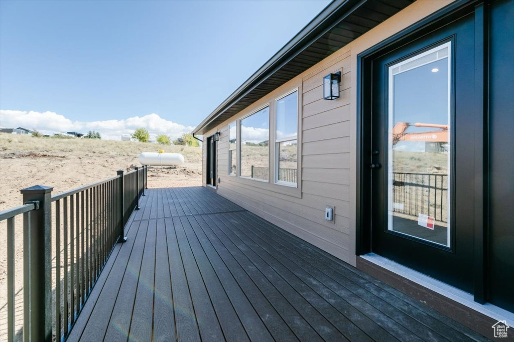 Photo 22 for MLS #2117434 at 1040 N Broad Rd