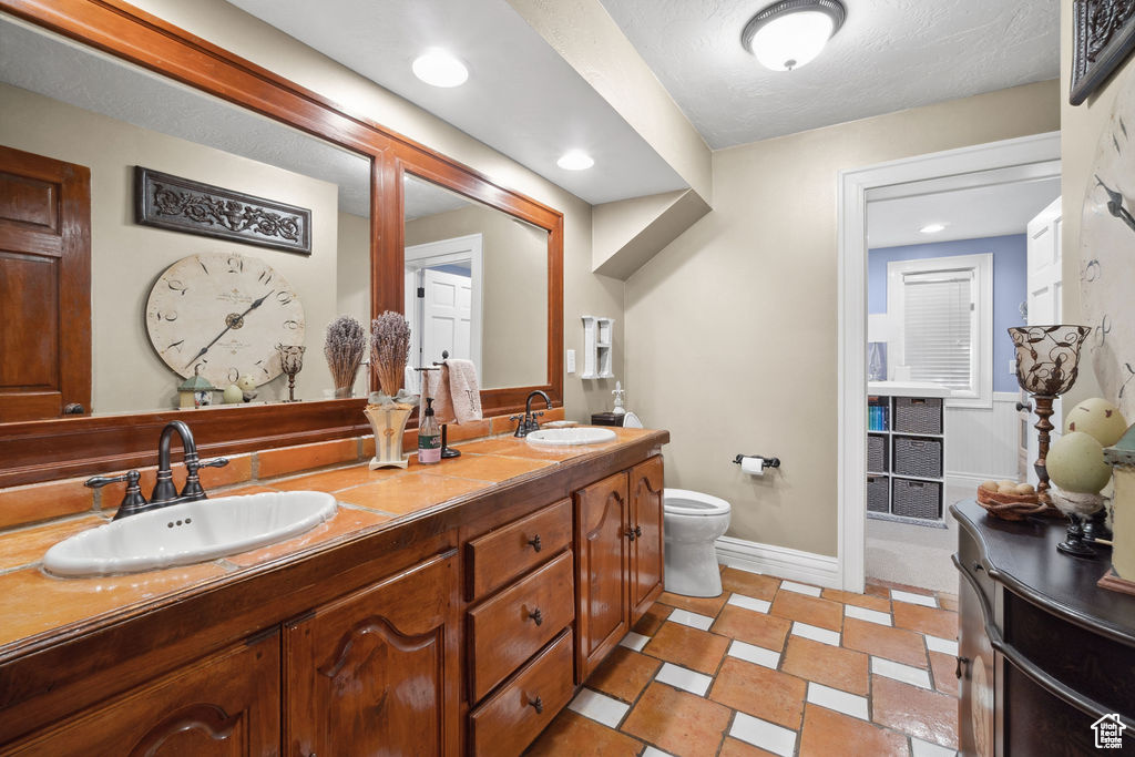 Photo 31 for MLS #2117437 at 2415 E Karren St