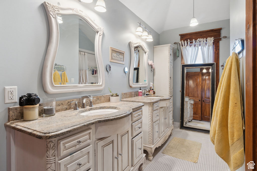 Photo 47 for MLS #2117437 at 2415 E Karren St