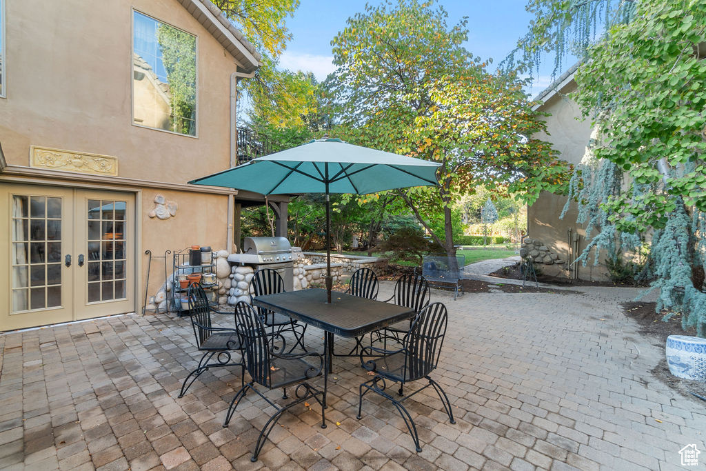 Photo 7 for MLS #2117437 at 2415 E Karren St