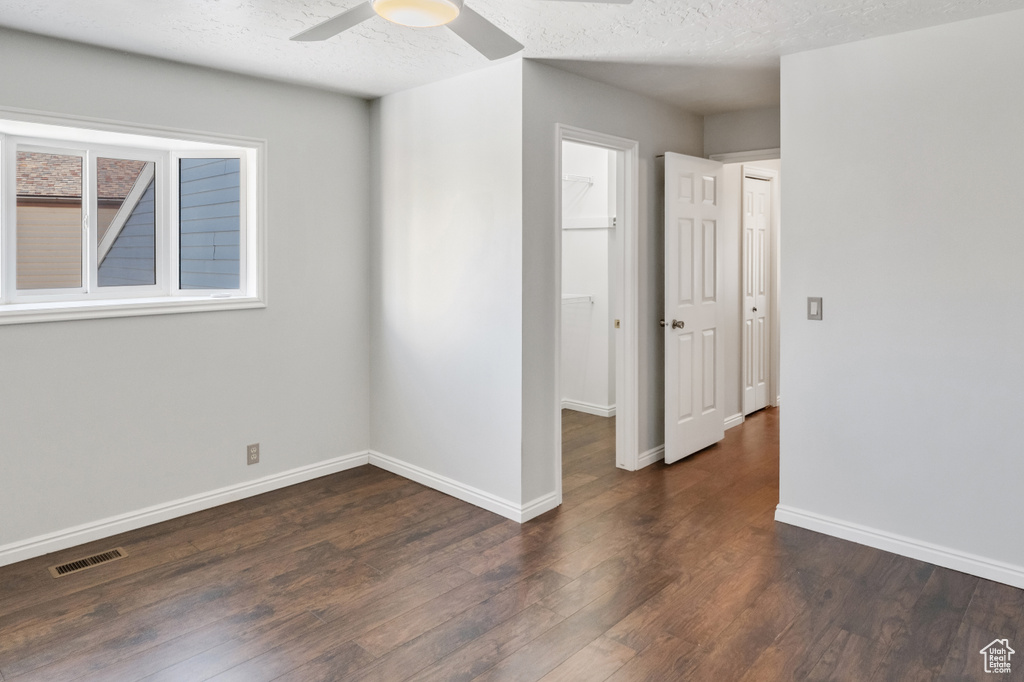Photo 11 for MLS #2117439 at 2892 W Roxborough Ct