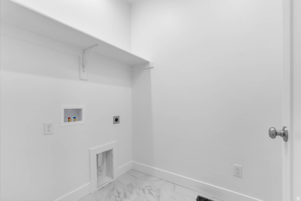 2355 S 1230 Syracuse, UT 84075