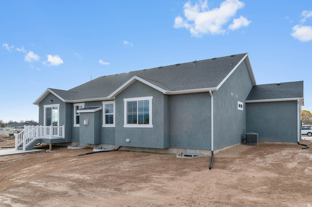 2355 S 1230 Syracuse, UT 84075